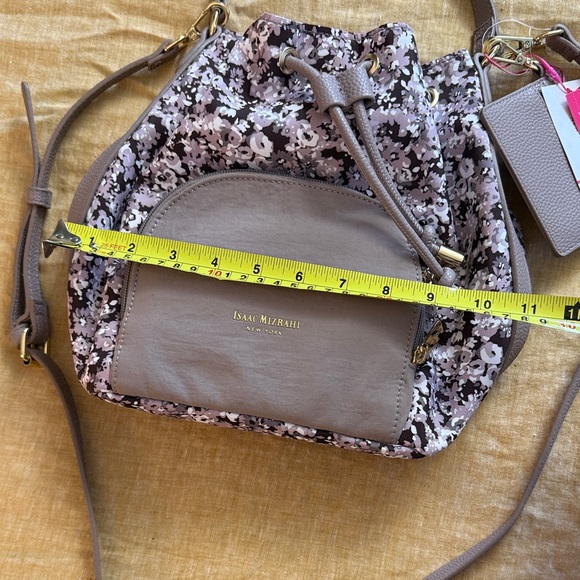 Isaac Mizrahi Floral Drawstring crossbody - Picture 4 of 17